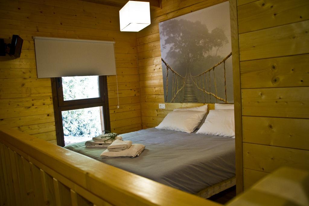 Apartamentos El Bosquet Сант-Кугат-дель-Вальес Номер фото