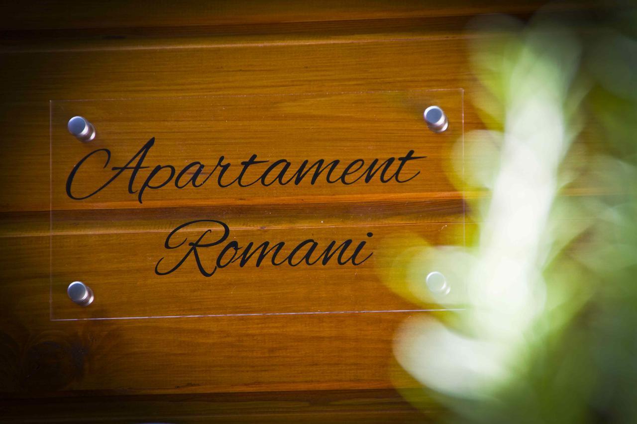 Apartamentos El Bosquet Сант-Кугат-дель-Вальес Экстерьер фото